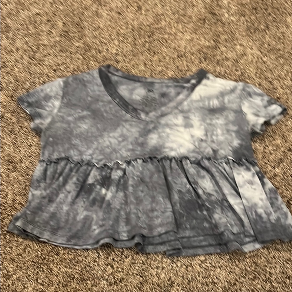 SO Gray Tie-Dye Short Sleeve Tee with V-Neck
